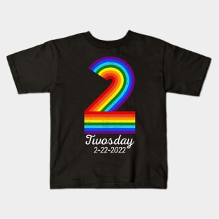 Twosday 2-22-2022 Tuesday Teacher Student Rainbow Two Funny Kids T-Shirt